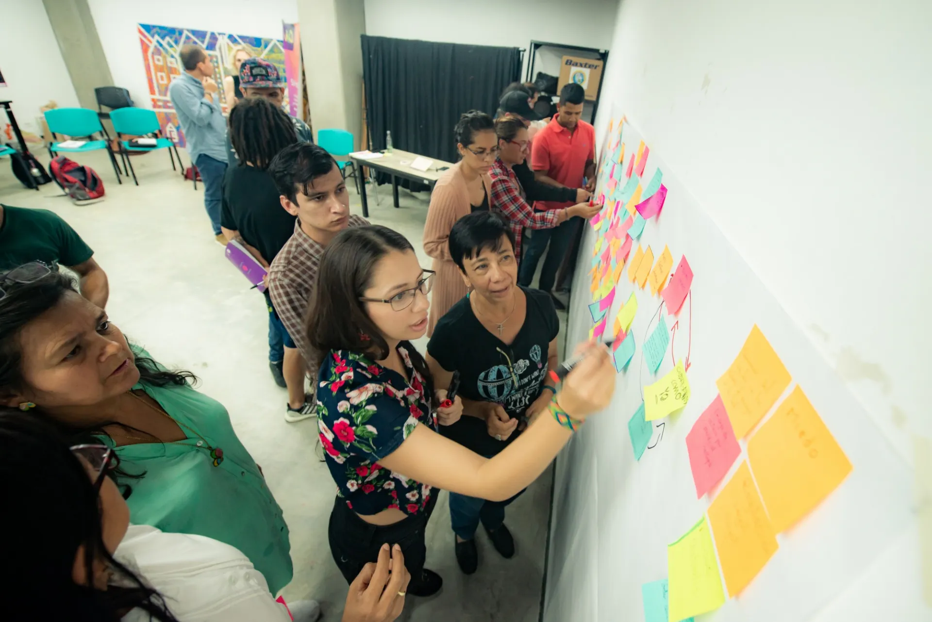 DST workshop for youth leaders in Castilla, Medellin, Colombia. 